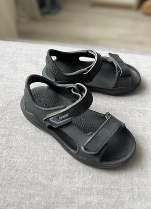 Сандалии crocs на мальчика или девочку с10