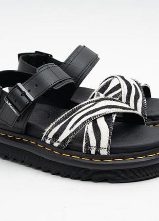 Босоніжки сандалі жіночі шкіряні чорні dr. martens voss ii розмір 38