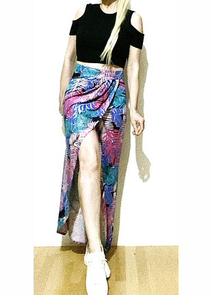 Нова натуральна довга спідниця на запах квіткова тонка літня гумка резинка віскоза