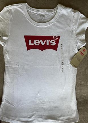 Нова футболка levi’s