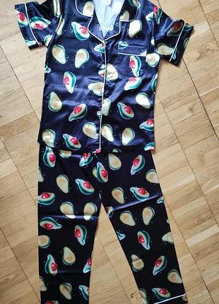 Піжама жіноча для дому та сну авокадо шовкова