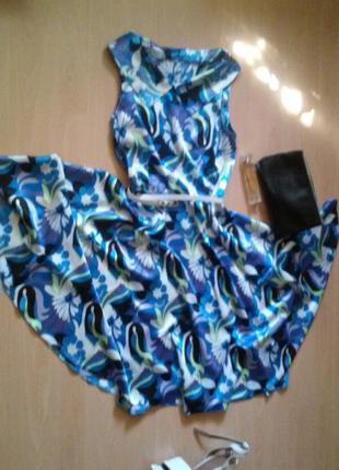 Яркое нарядное летнее платье, размер s - m, 195 грн торг2 фото