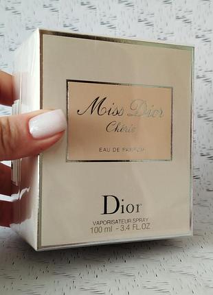 Жіноча парфумована вода cherie eau de parfum 100 мл