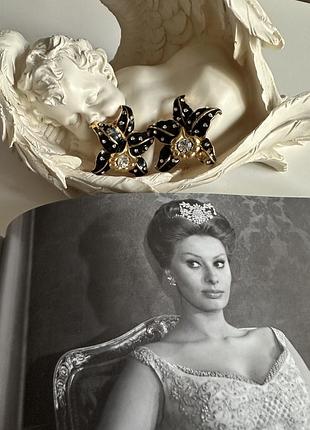Вінтажніs кліпси valentino орхідеї