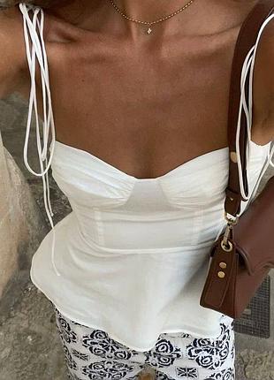 Женский топ на завязках