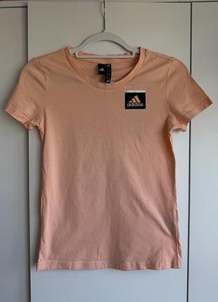 Футболка adidas cream розмір xs