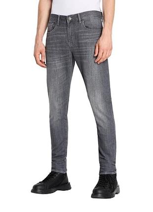 Мужские джинсы armani exchange1 фото