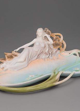 Только в пеноплате без подарочной коробки! блюдо unikorn studio девушка в листьях 24х26 см 20019