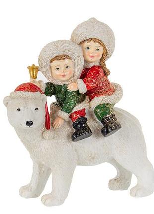 Фигурка декоративная lefard детки на белом медведе 13х15 см 1192-293 полистоун