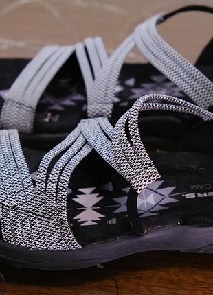 Босоніжки skechers сандалії
