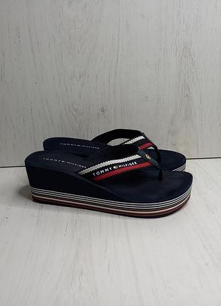 Шлепанцы на платформе tommy hilfiger originally