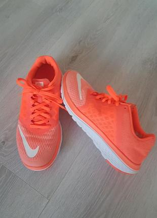 Кросівки nike