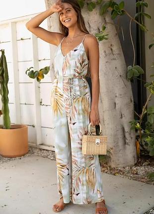 Комбінезон із широкими штанами