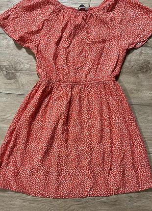 Сукня для дівчинки