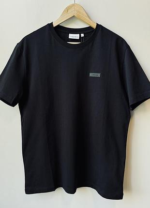 Calvin klein футболка