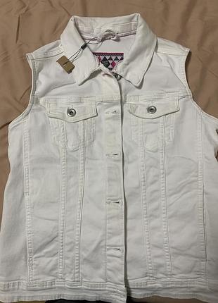 Джинсова жіноча безрукавка