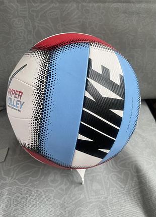Оригінал. волейбольний м'яч nike hyper volley 18p2 фото