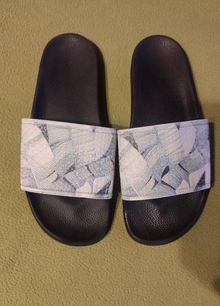 Шлепанці чоловічі