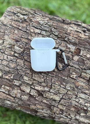 Білий чохол на навушники airpods 1/2