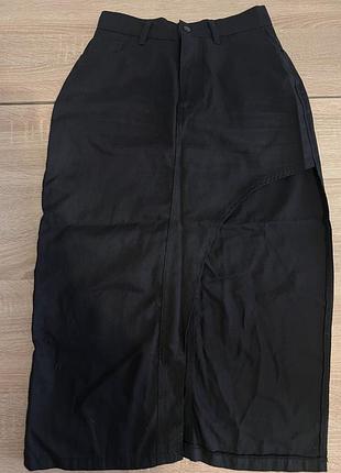 Черная юбка женская с разрезом