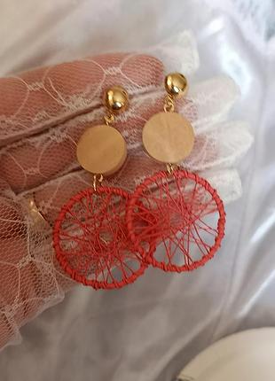 Плетені сережки в рожевому кольорі 💫