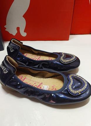 Балетки лаковые