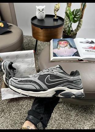 Чоловічі кросівки nike shield grey