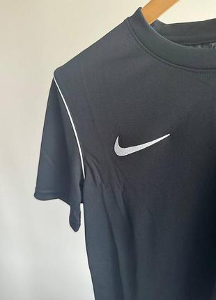 Футболка nike dri-fit