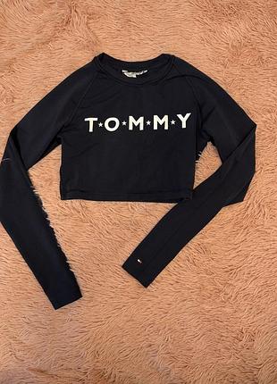 Топ tommy hilfiger