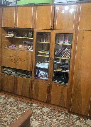 Стінка у вітальню