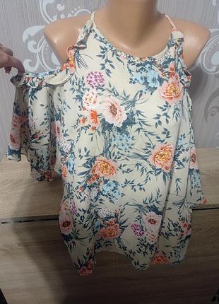 Блуза блузка батал в цветы открытые плечи