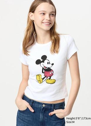 Футболка uniqlo с принтом mickey mouse