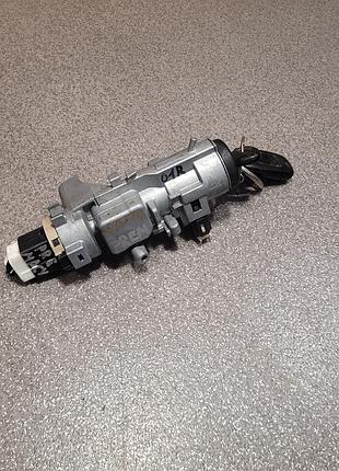 Замок зажигания mazda premacy 1