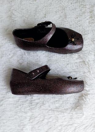 Туфлі mini melissa , блискучі босоніжки . оригінал
