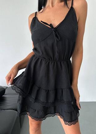 Сукня коротка з мереживом