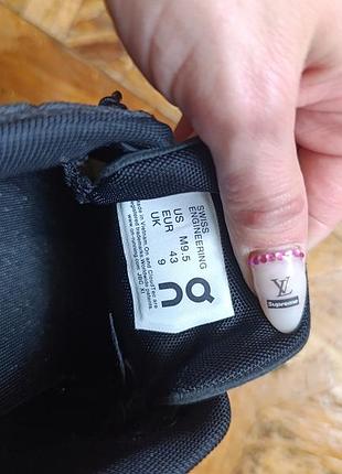 Оригінальні кросівки swiss engineering