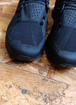 Оригінальні кросівки swiss engineering