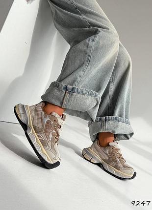 Бежевые женские кроссовки текстильні весна осень