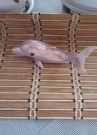 Дельфин из мультика "русалочка"