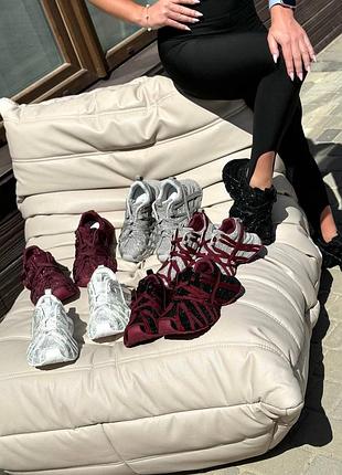 Жіночі кросівки камінці стрази