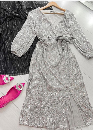 Платье в пайетках
