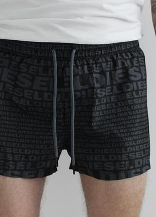 Чоловічі мега легкі шорти diesel тканина в монограм бренду