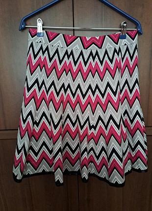 Спідничка  з яскравим принтом