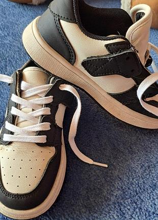 Кросівки унісекс дитячі apawwa 27 шкіра