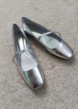 Туфельки- балетки, серебристые