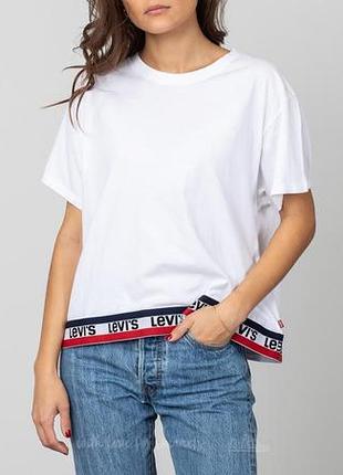 Широкая футболка топ с лого бренда оригинал от levis
