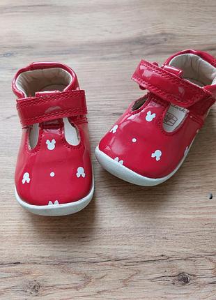 Обувь (туфли) для девочки