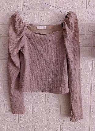 Блуза-топ с рукавами объемными