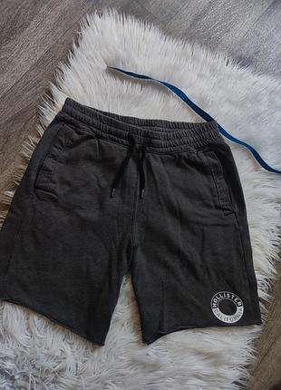 Крутые шорты hollister на рост 164-176 см