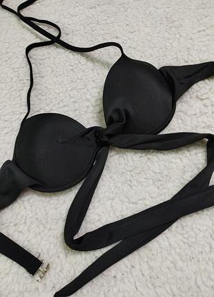Черный бюст от купальника размер м 75 в